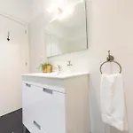 شقة Kopke 113, Local & Spacious 2bed