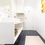 Kopke 113, Local & Spacious 2bed شقة بورتو