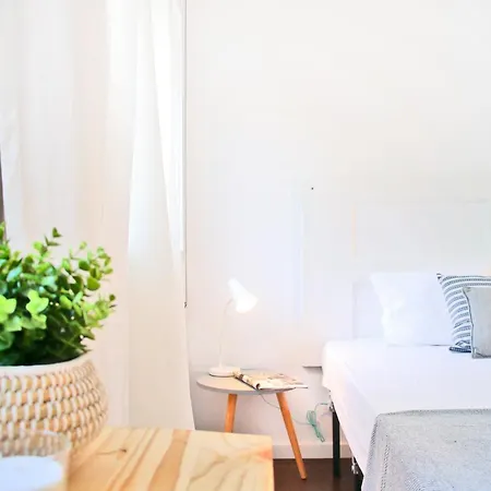 Kopke 113, Local & Spacious 2bed *