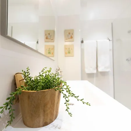 Appartement Kopke 113, Local & Spacious 2bed *