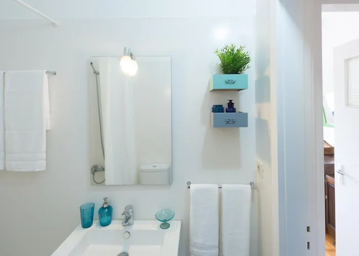 Kopke 113, Local & Spacious 2bed * بورتو