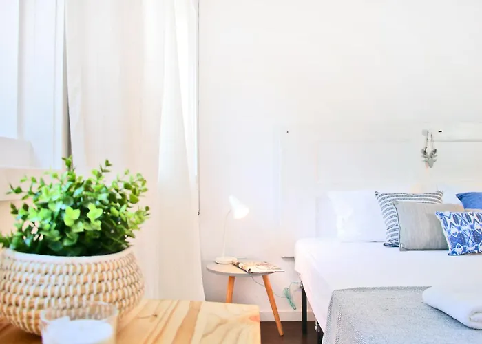 Kopke 113, Local & Spacious 2bed *