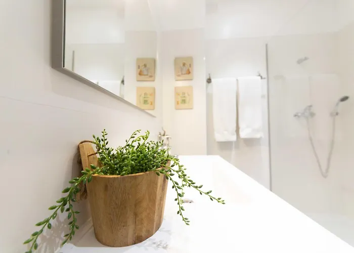 Apartmán Kopke 113, Local & Spacious 2bed *