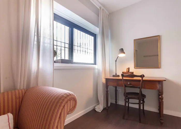 Kopke 113, Local & Spacious 2bed *