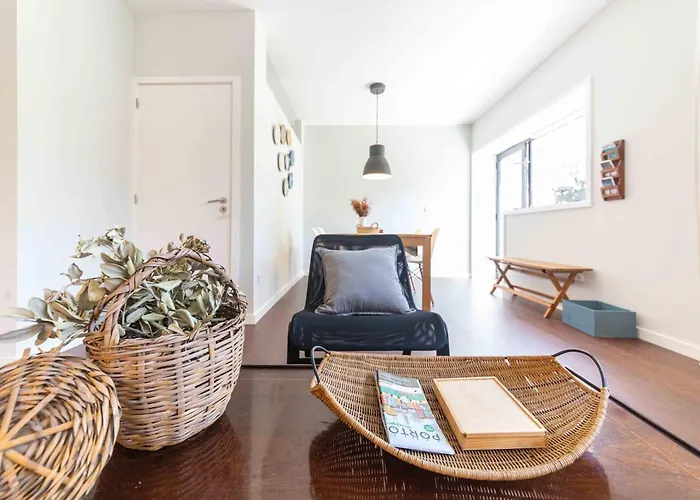 Kopke 113, Local & Spacious 2bed *