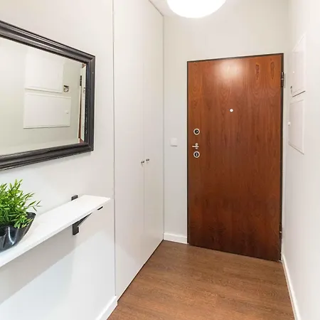 Kopke 113, Local & Spacious 2bed