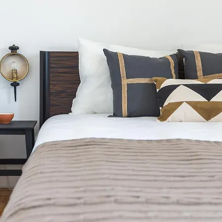 Kopke 113, Local & Spacious 2bed 포르투