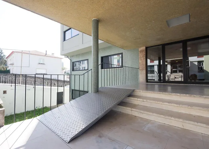 Kopke 113, Local & Spacious 2bed *