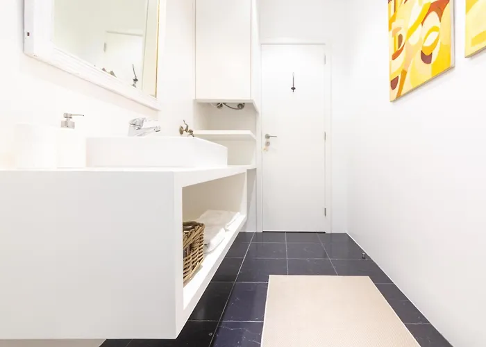 Kopke 113, Local & Spacious 2bed Daire Porto